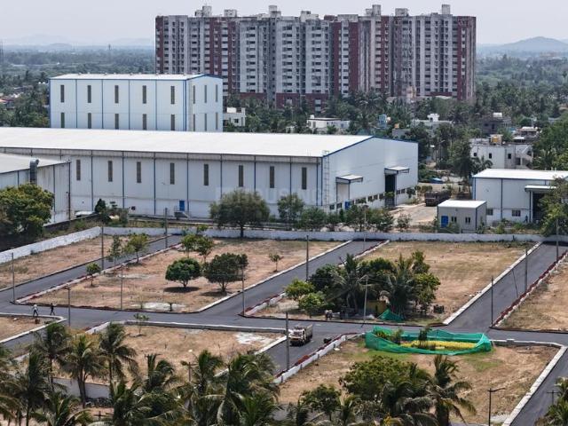 Land for sale in Padur, Kelambakkam