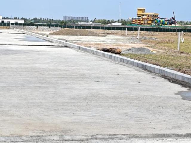 Land for sale in Kelambakkam, Chengalpattu