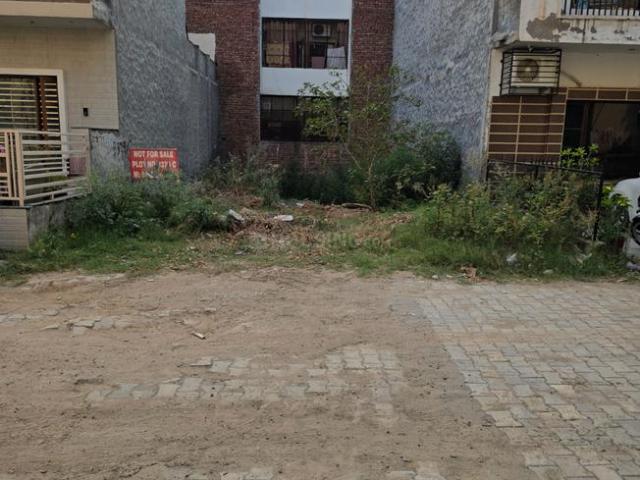 Land for sale in Kharar, Sahibzada Ajit Singh Nagar