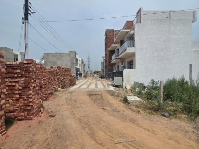 Land for sale in Kharar, Punjab