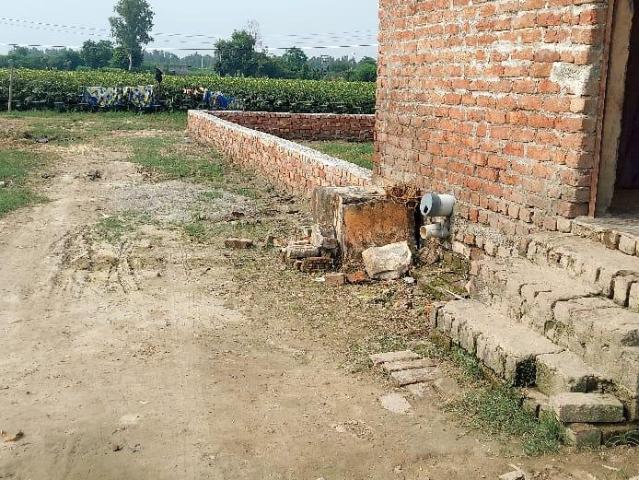 Land for sale in Hariana