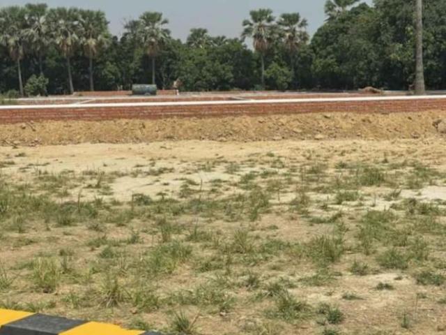 Land for sale in Shafipur, Greater Noida