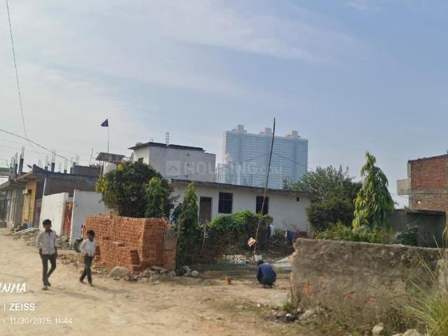 Land for sale in Greater Noida - Delhi, Arunachal Pradesh