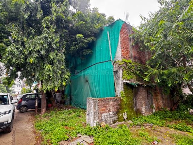 Land for sale in Madya