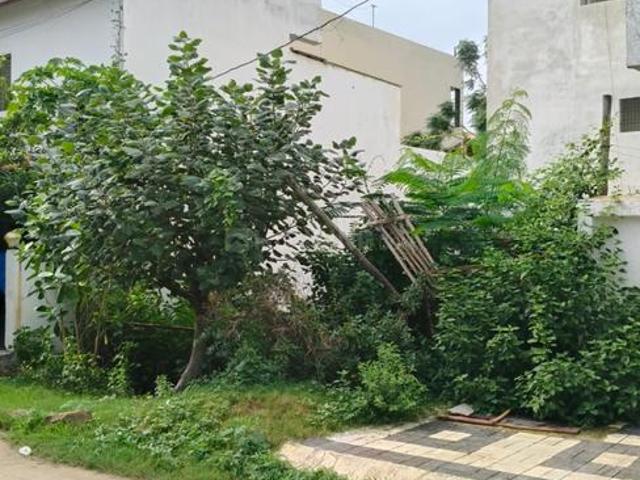 Land for sale in Madya