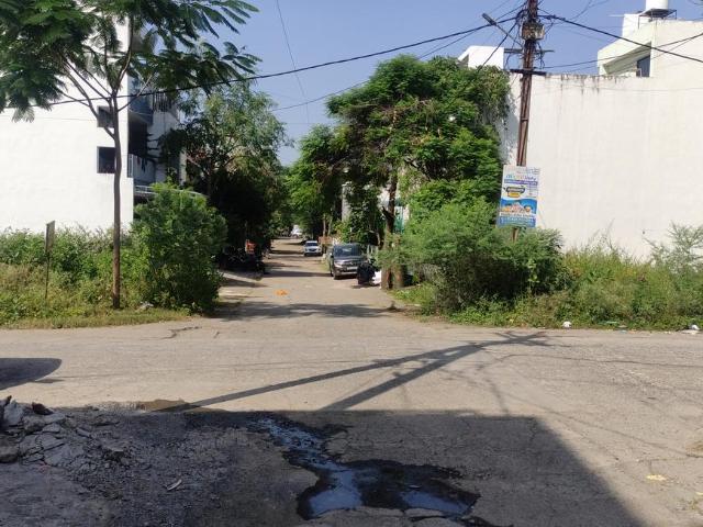 Land for sale in Madya