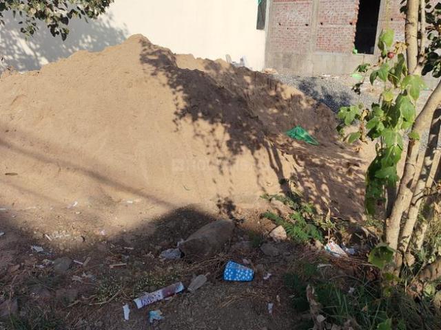 Land for sale in Madya