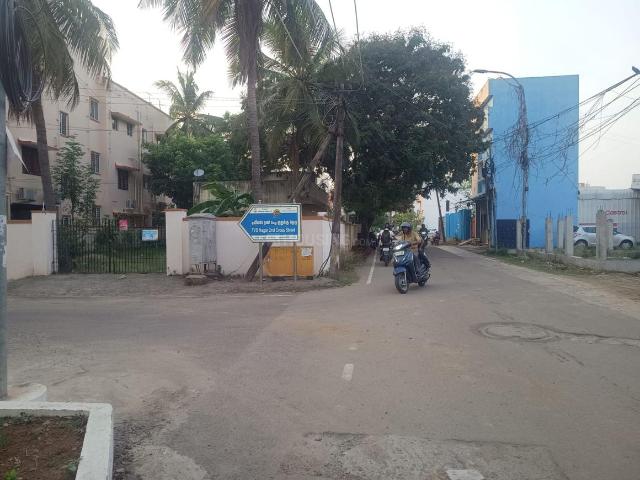Land for sale in Ambattur, Tamil Nadu