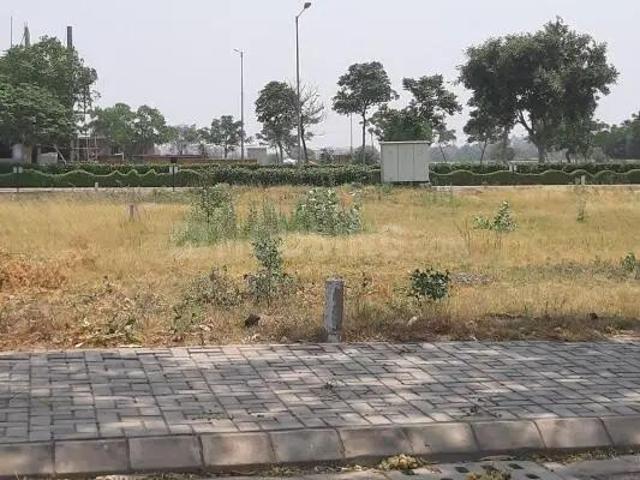 Land for sale in Lalru, Sahibzada Ajit Singh Nagar