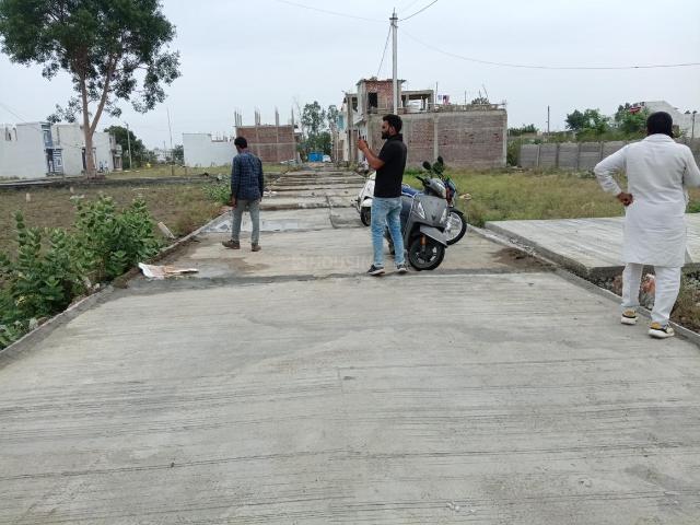 Land for sale in Madya