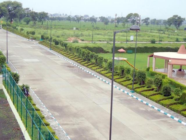 Land for sale in Lasuriamori, Indore