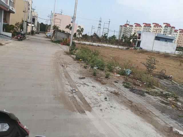 Land for sale in Madya