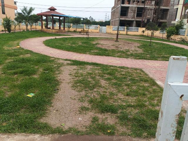 Land for sale in Madya