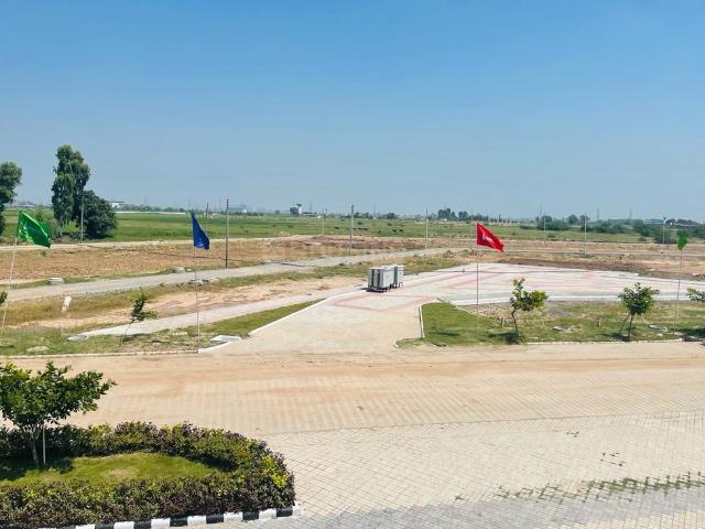 Land for sale in Zirakpur, Punjab