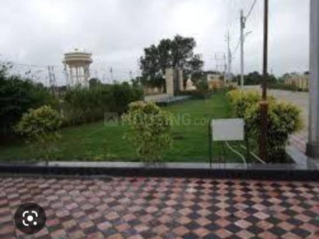 Land for sale in Madya