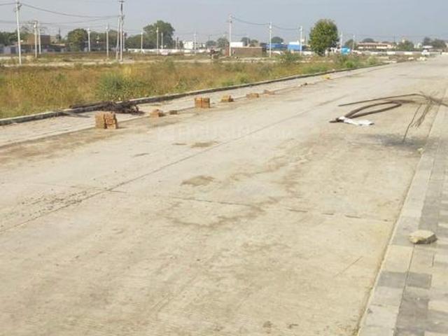 Land for sale in Madya