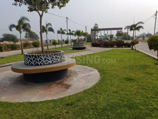 Land for sale in Madya