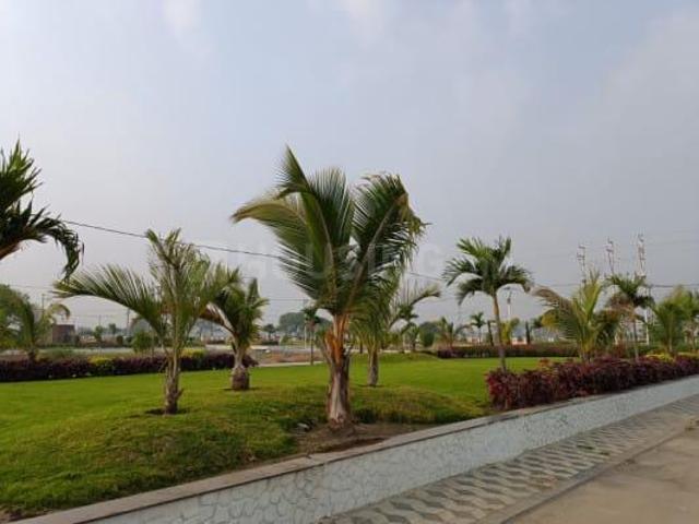 Land for sale in Madya