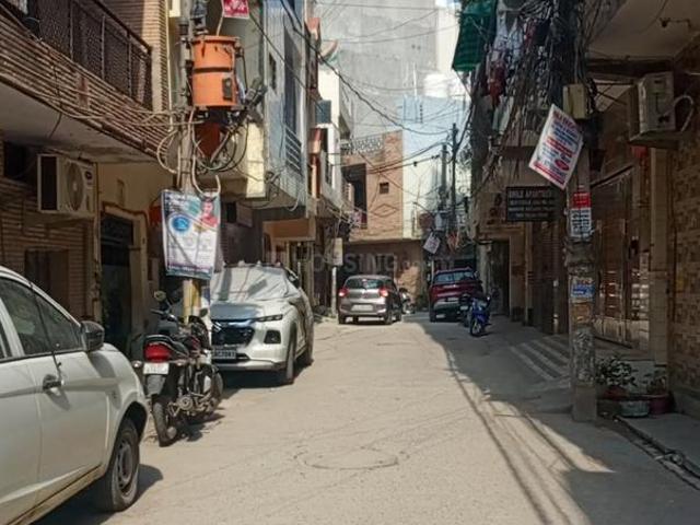 Land for sale in Mahavir Enclave, Delhi