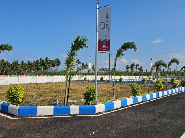 Land for sale in Tamil Nadu