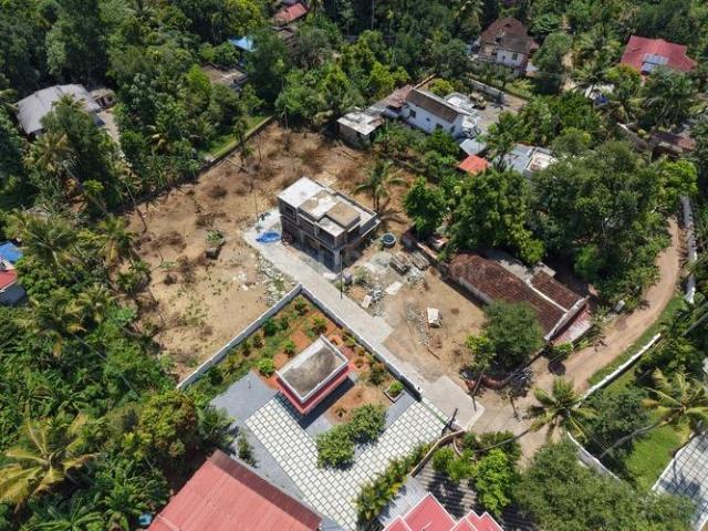 Land for sale in Plavinmury, Pallipuram