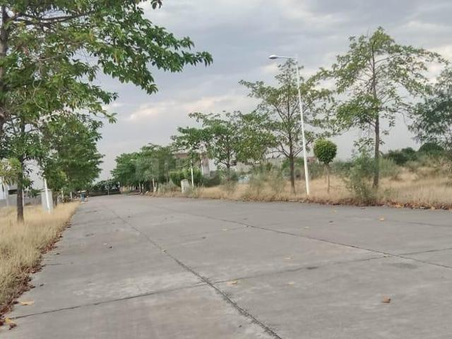 Land for sale in Madya