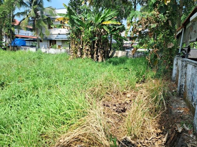 Land for sale in Cochin, Kerala