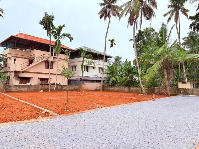 Land for sale in Cochin, Kerala