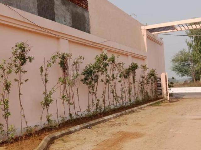 Land for sale in Hariana