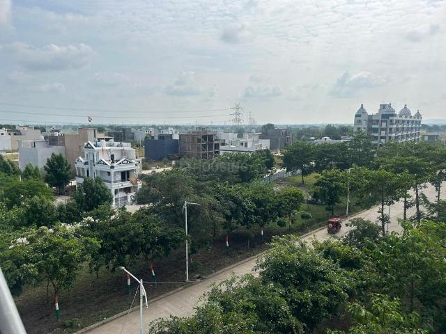 Land for sale in Madya