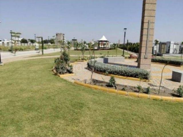 Land for sale in Madya