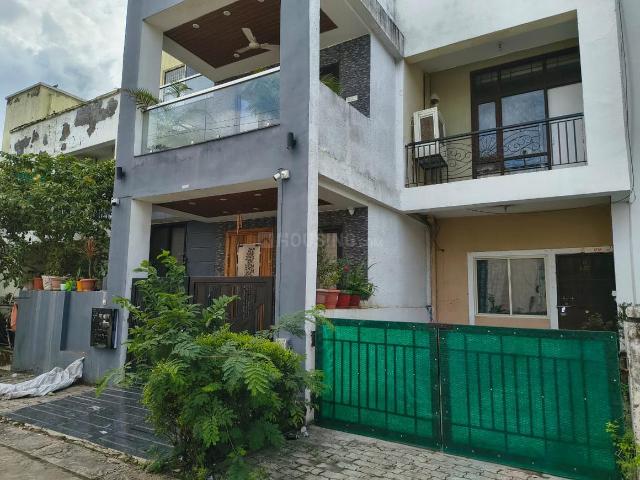 Land for sale in Madya