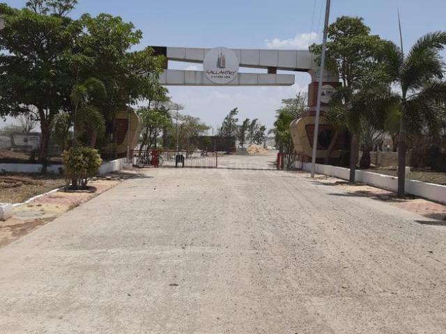 Land for sale in Madya