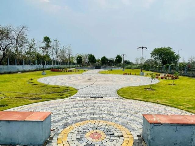 Land for sale in National Capital Territory Of Delhi
