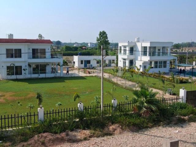 Land for sale in Mohanlalganj, Arunachal Pradesh