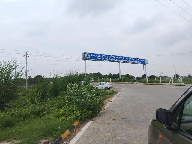Land for sale in Gautam Buddha Nagar, Uttar Pradesh