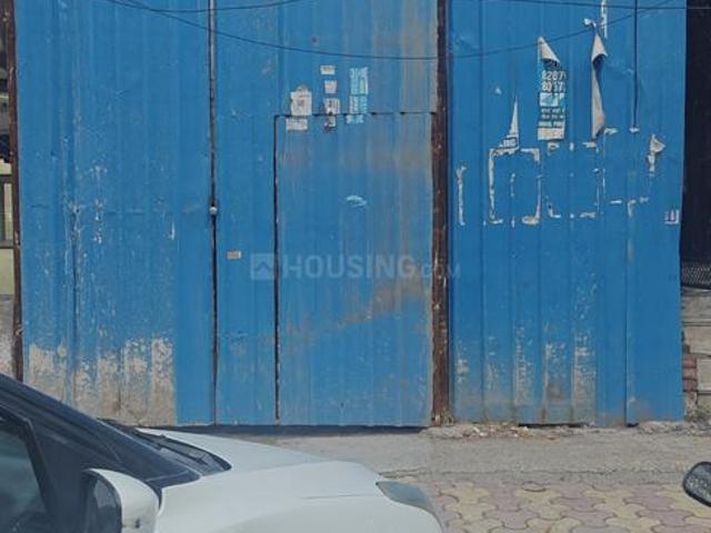 Land for sale in North Delhi, Deri