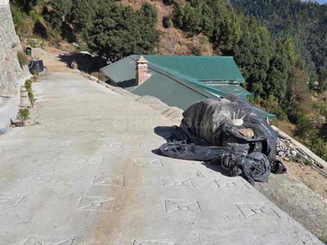 Land for sale in Naini Tal