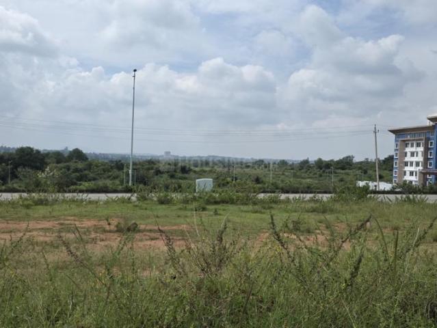 Land for sale in 5th Block, Bangalore South