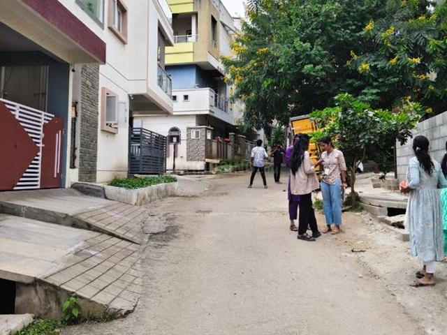 Land for sale in Bangalore North, Cox Town - Bangalore
