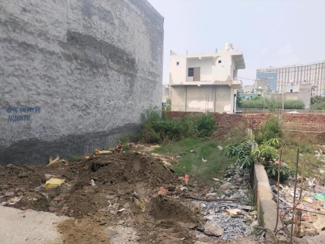 Land for sale in Gaur City 2, Gautam Buddha Nagar