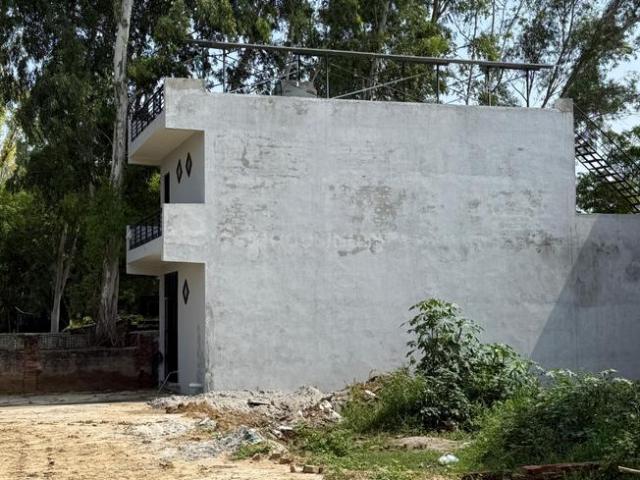 Land for sale in South West Delhi, Deri