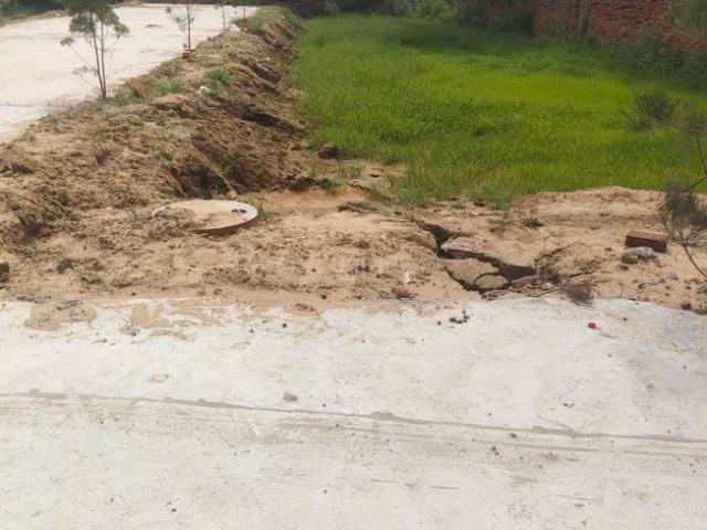 Land for sale in South West Delhi, Deri