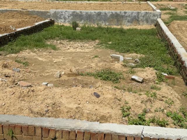 Land for sale in South West Delhi, Deri