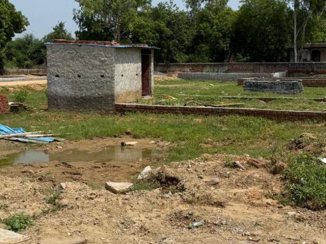 Land for sale in South West Delhi, Deri