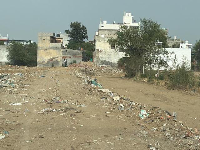 Land for sale in South West Delhi, Deri