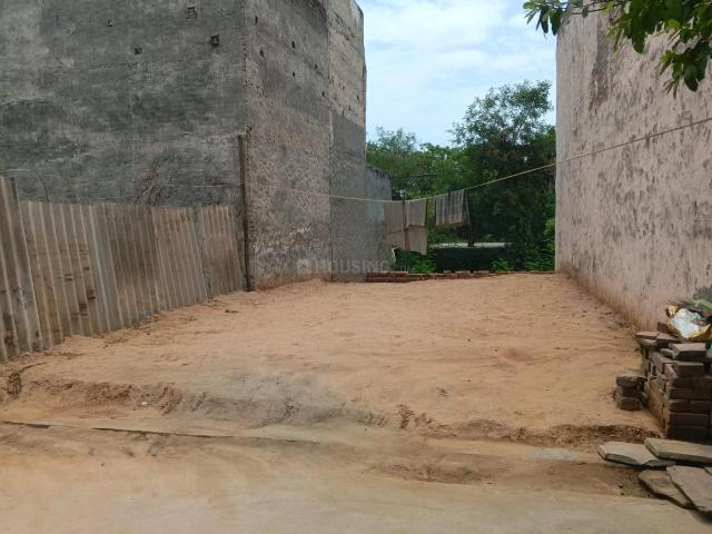 Land for sale in South West Delhi, Deri