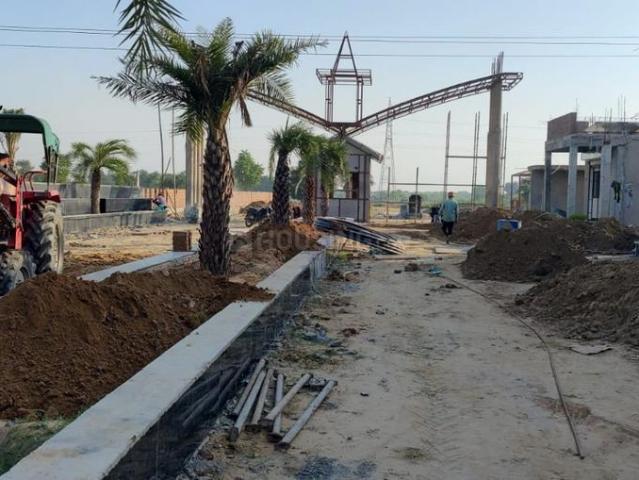 Land for sale in Naujheel, Mathura