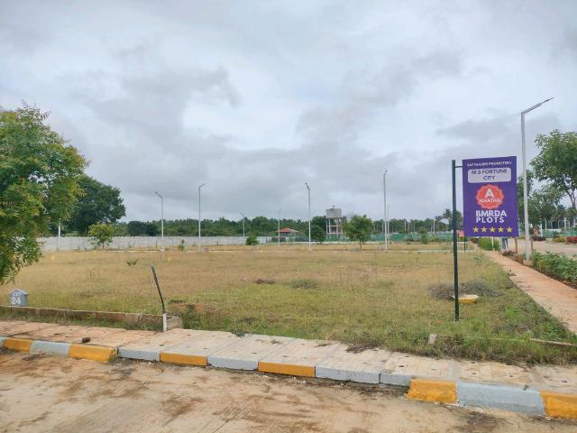 Land for sale in Nelamangala, Karnataka