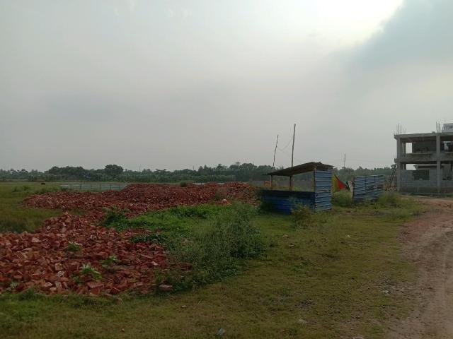 Land for sale in Hatisala, South 24 Parganas